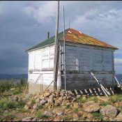 The Meadow Creek Lookout in 2012. National Historic Lookout Registry Photo