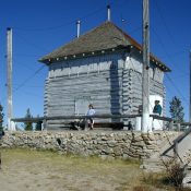 The 1914 lookout in 2001. John Platt Photo