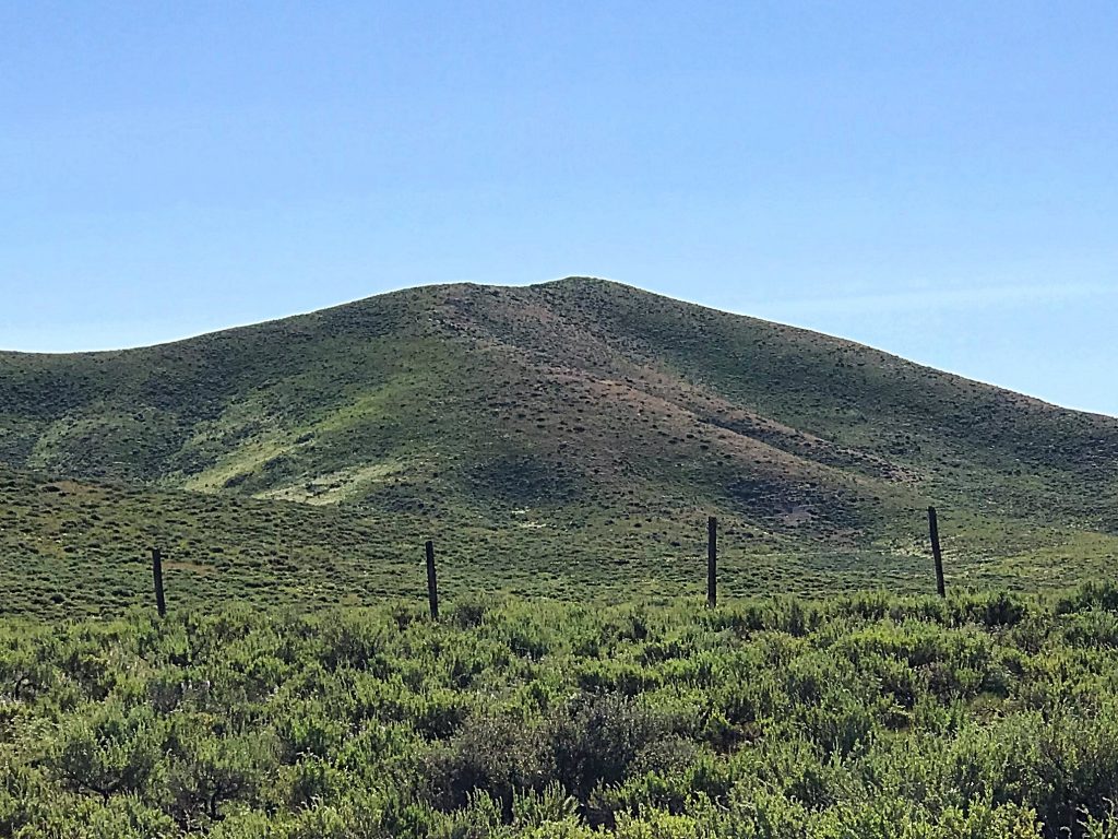 Peak 6270 Viewed from the west.