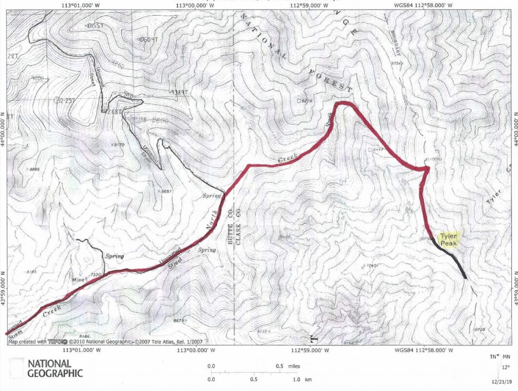 The Southeast Ridge Route (black) and the North Creek Gully Route (red).