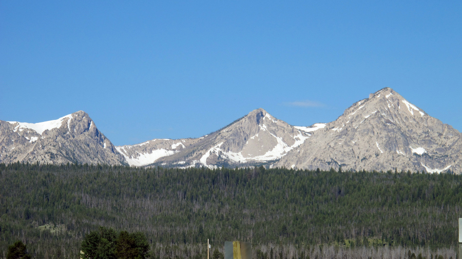 Peak 9709 (in the middle) as seen from Highway 21. Bob Boyles photo