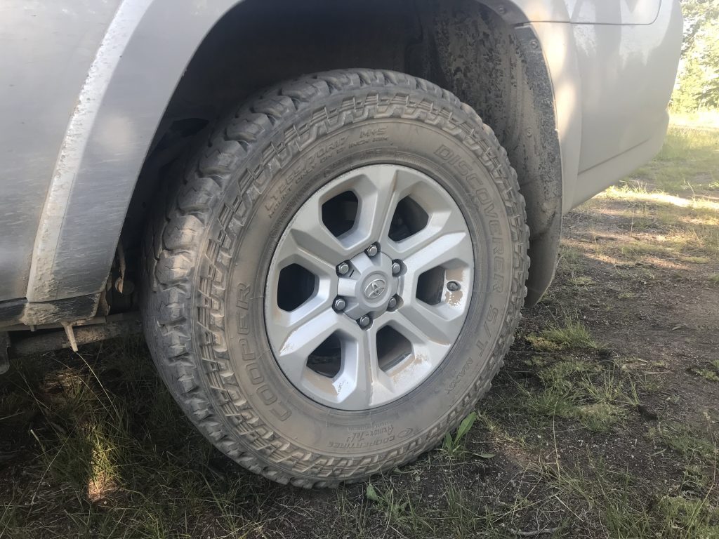 Cooper Discover S/T tires are good example of strong 4WD tires. However, no tire is indestructible. Drive slow on rocky roads.