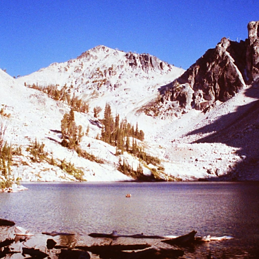 Scenic Lake and Nahneke Mountain.