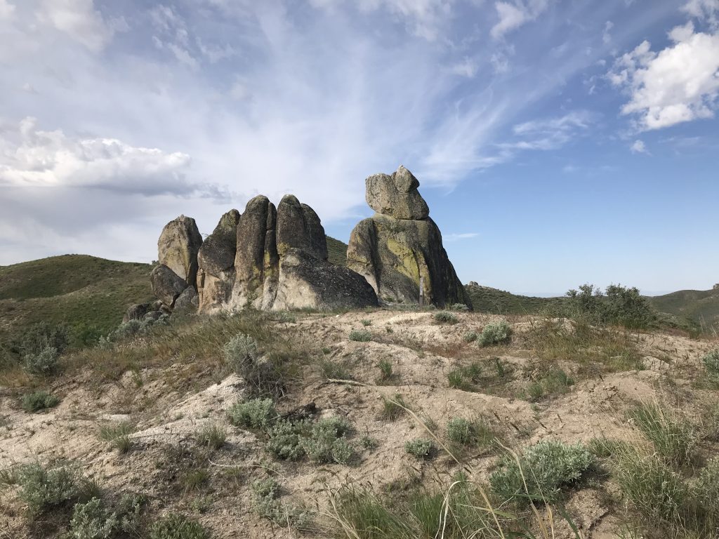 There are lots of granite outcrops along FS-500. 