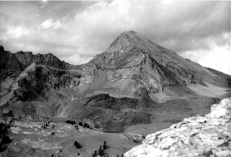 Hyndman Peak from the NNW. Evilio Echevarria Photo