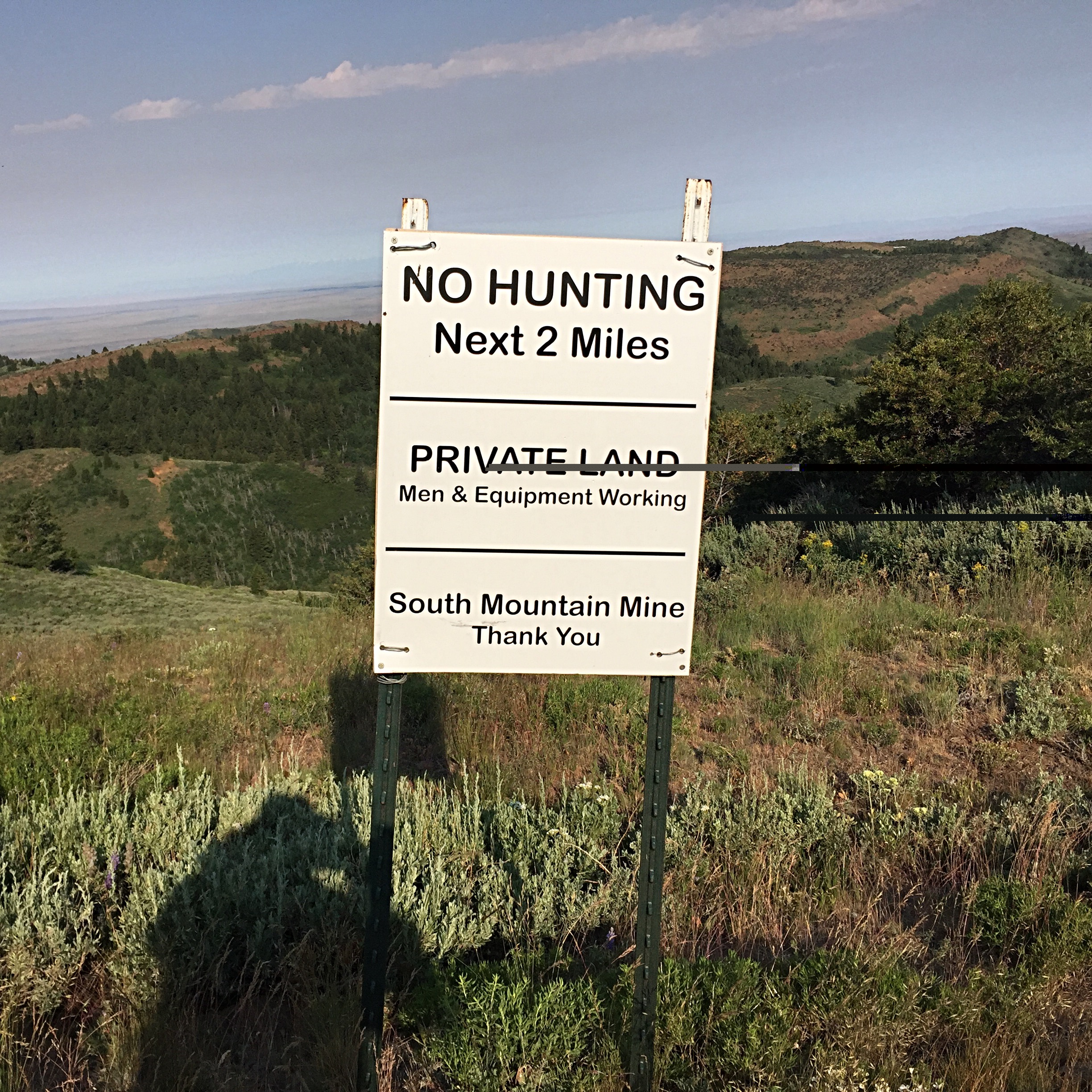 Please help preserve public access onmthe South Mountain Road by staying on the road and obeying the signs' directions. Stay on the road and leave cabins an equipment alone.