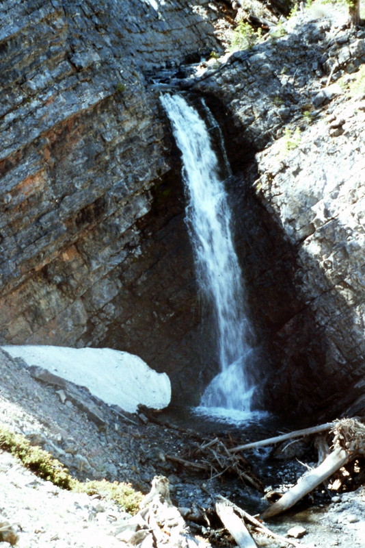 The highest water fall along the approach route.