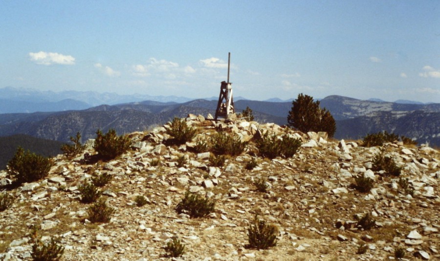The summit of Mount Eldridge in 1988. The survey tripod was gone in 2019.