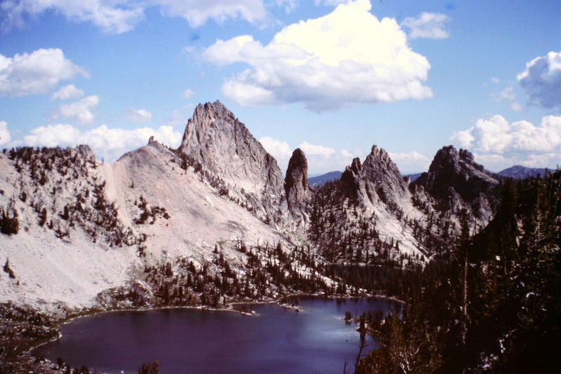 Knuckle Peak and Harbor Lake from the slopes of Ramskull Peak.