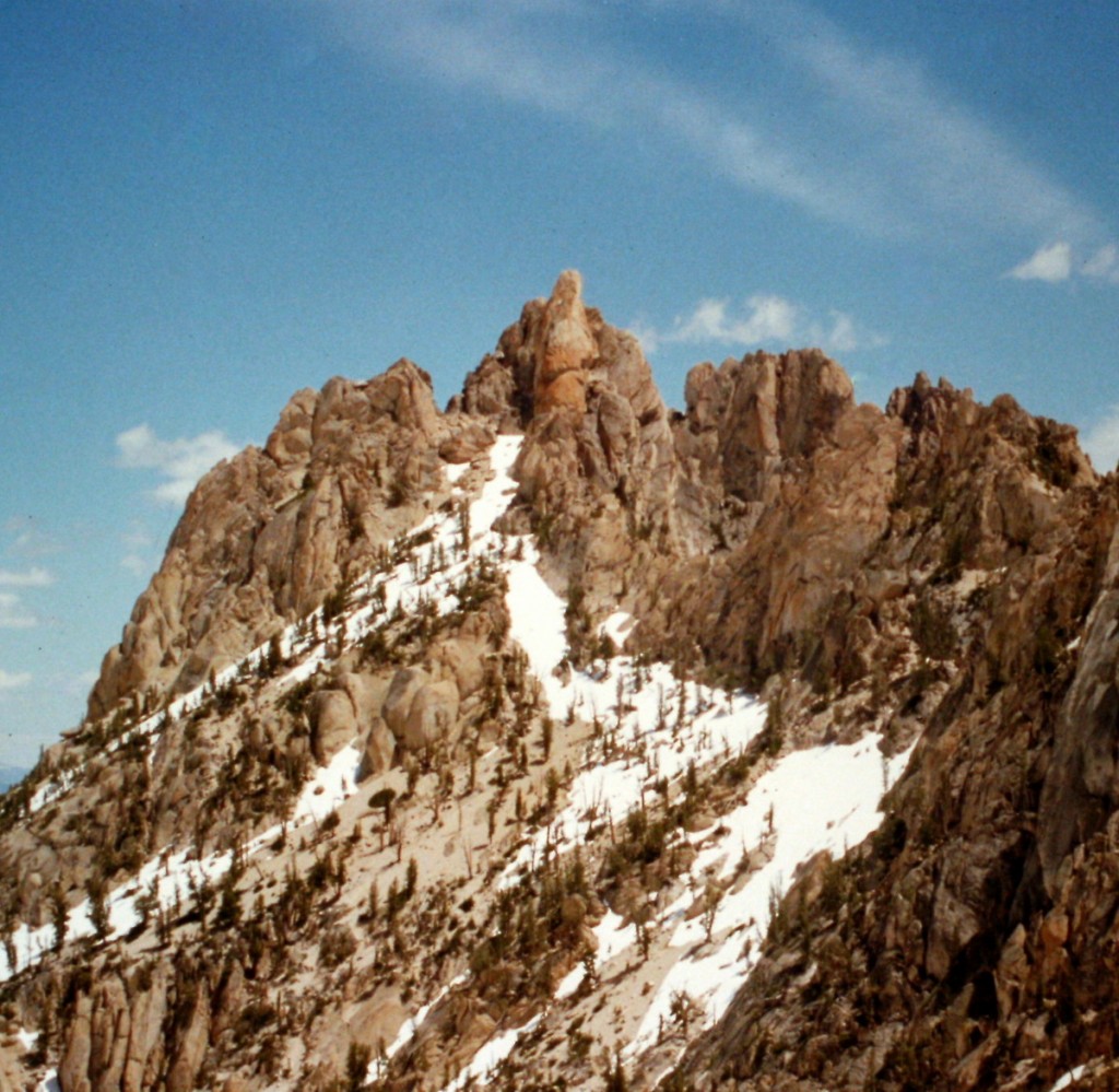 Quartzite Peak viewed from the eastern slopes of Braxon Peak. As you can see this peak is a complicated jumble of granite.