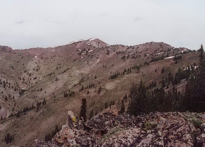 The final stretch of ridge leading to the summit from the south.