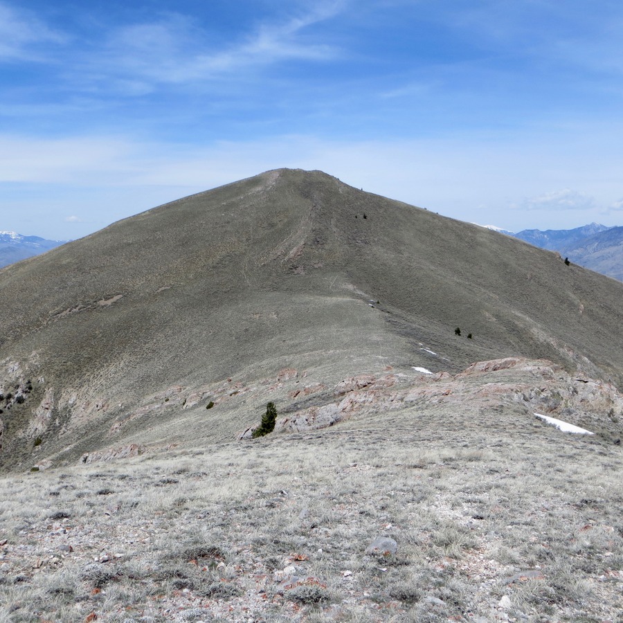 Approaching the summit of Peak 8150. Steve Mandella photo.