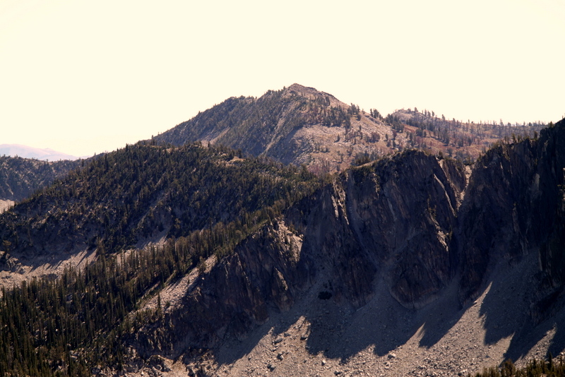 Peak 9165 viewed from the Fiddlers Perch.