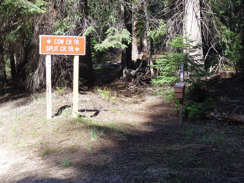 The well signed trailhead. Dave Pahlas Photo 