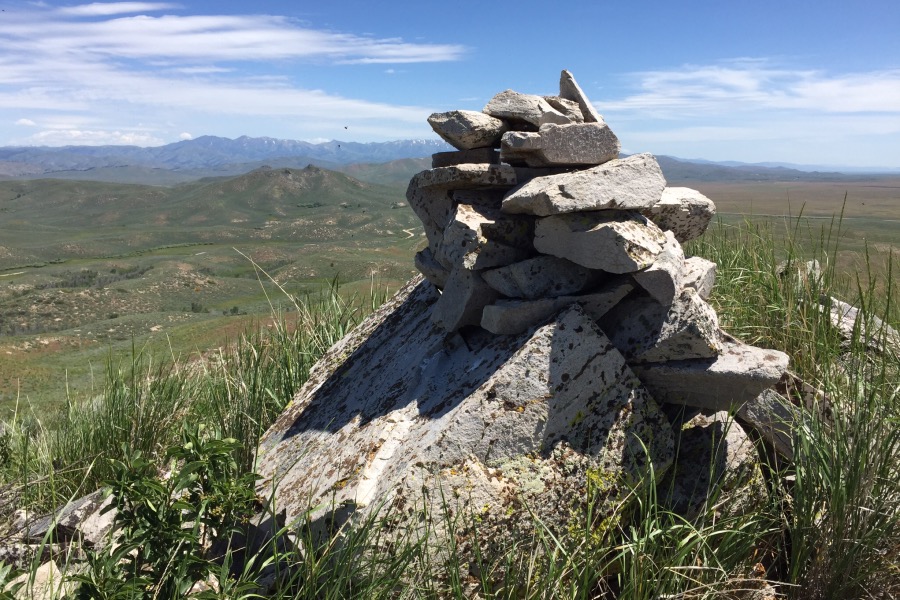 Looking northeast toward peak 5915 and the Soldier Mountains.