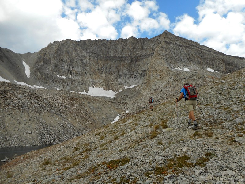 Ascending toward the Recess / The Fin Col. The Fin is directly above the climbers and Recess Peak is not pictured but to the left of The Fin. Pat Mcgrane Photo.