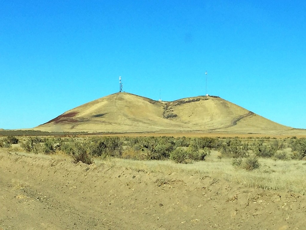 Cinder Cone Butte from Simco Road.