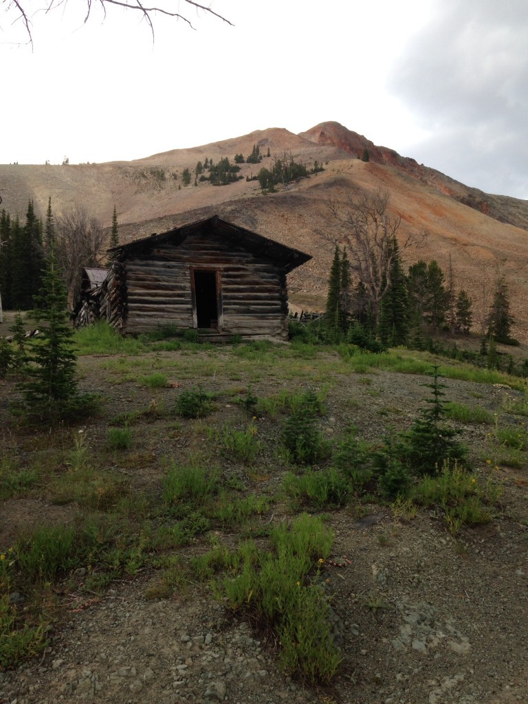 Cabins on the east side of Estes Mountain.